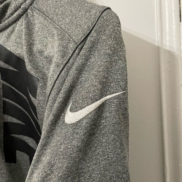 Nike full zip jacket - Picture 4 of 6